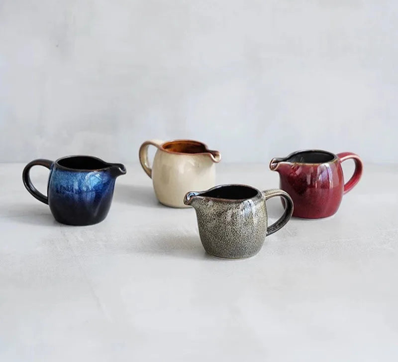 Mini Jarra de Cerâmica Esmaltada